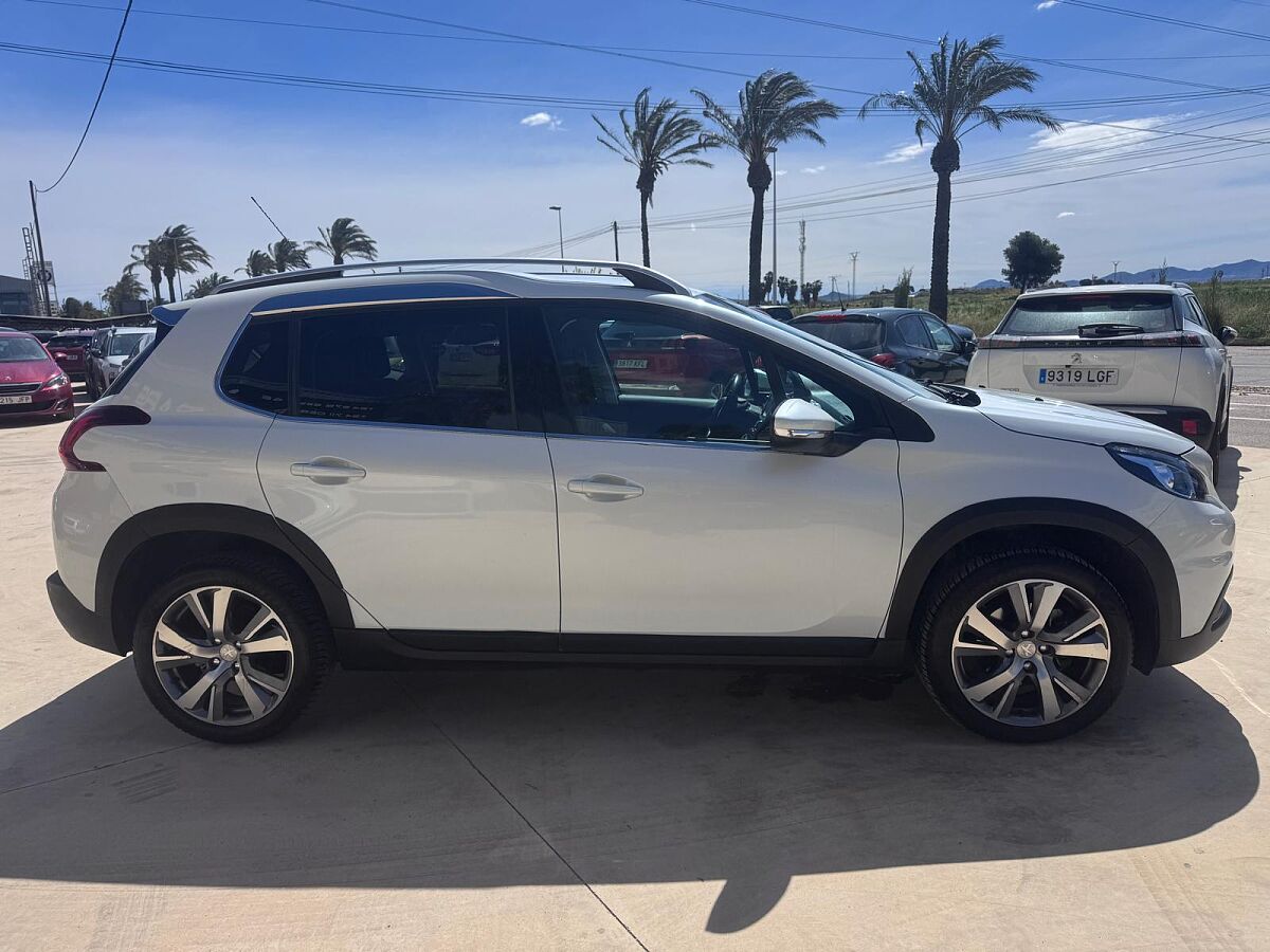 PEUGEOT 2008 ALLURE 1.2 E-THP AUTO SPANISH LHD IN SPAIN 43000 MILES 1 OWNER 2017